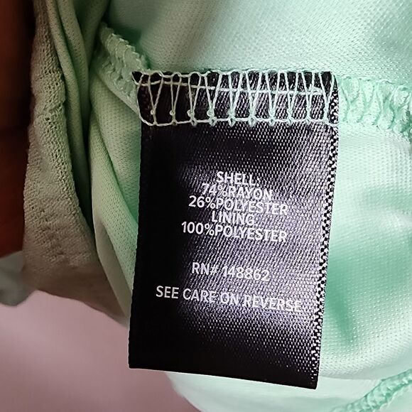4X 26W Torrid Mint Washable Crinkle Gauze Criss Cross Back Top Stretch Lined NWT - Picture 4 of 7